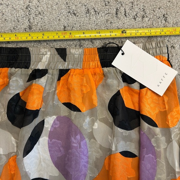 Kaffe NWT size 10 Abstract Print Blouse and Skirt Set- sheer effect, puff sleeve - Picture 9 of 16